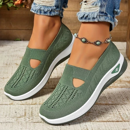Comfortable Sneakers - Wave Plus
