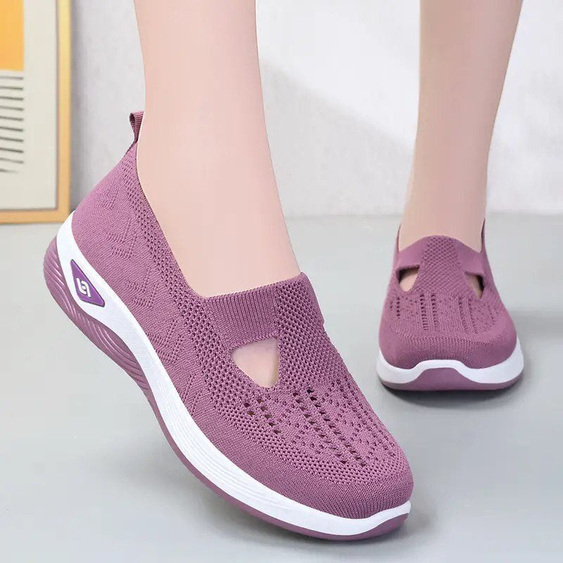 Comfortable Sneakers - Wave Plus