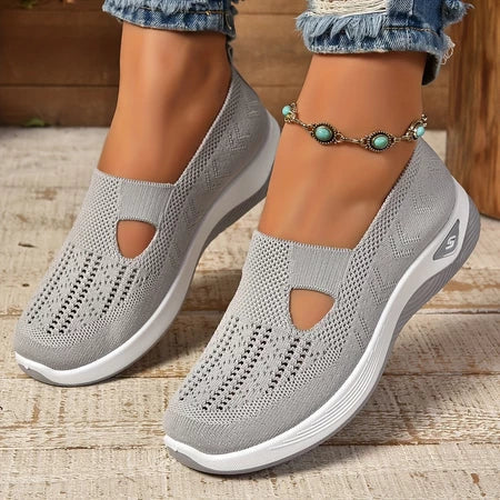 Comfortable Sneakers - Wave Plus