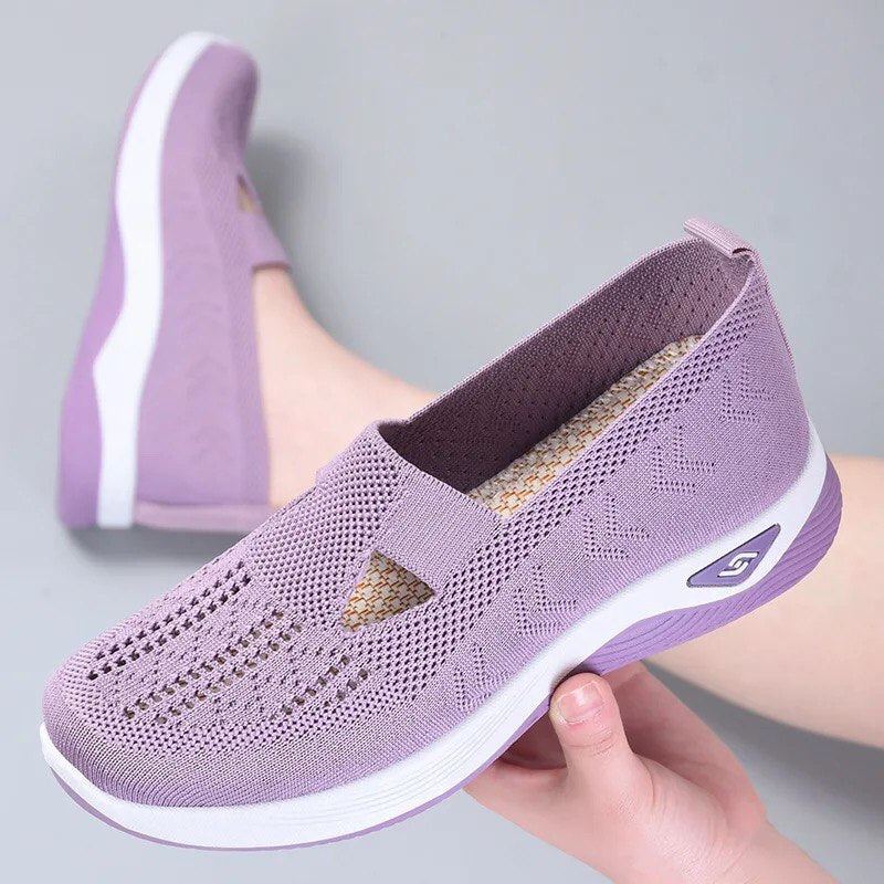 Comfortable Sneakers - Wave Plus