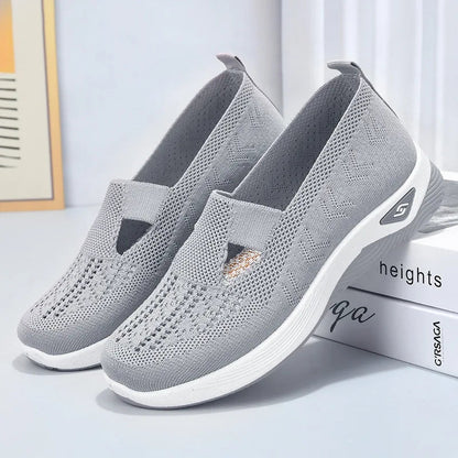 Comfortable Sneakers - Wave Plus